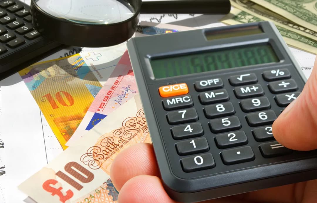 Na czym polega kredyt we frankach i jakie niesie ryzyko?