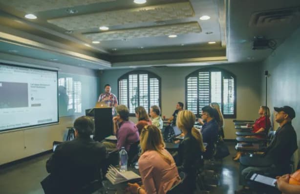 Badania i edukacja w zakresie technologii blockchain na całym świecie